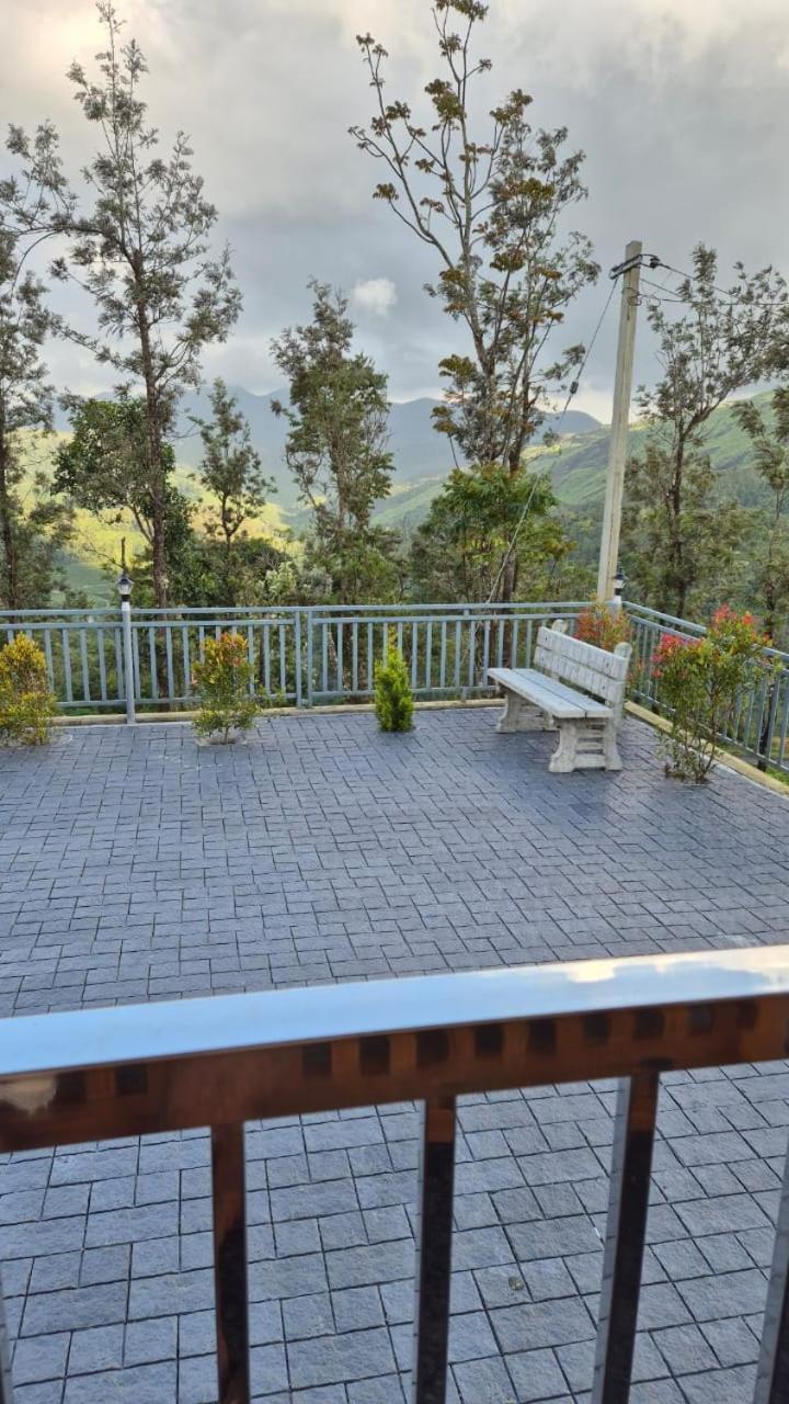 M R Holiday Home Вагамон Экстерьер фото